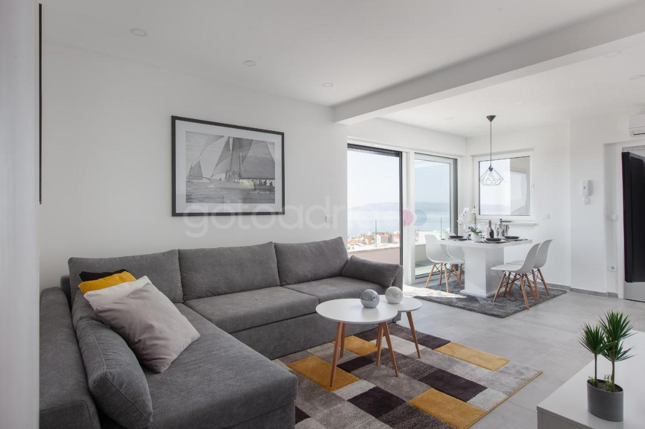 Luxury Apartment Sofia -Free Beach Parking Makarska Esterno foto