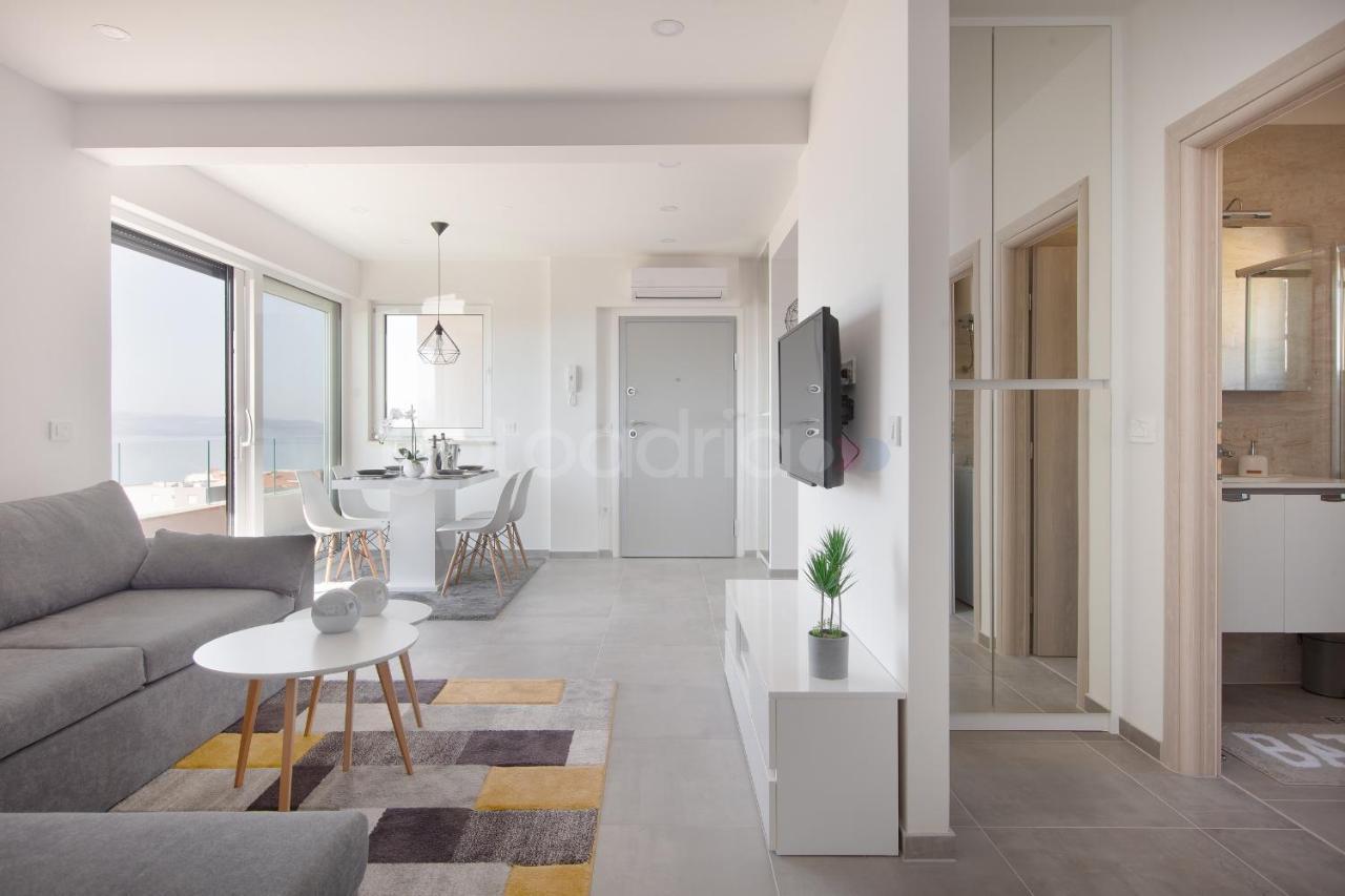 Luxury Apartment Sofia -Free Beach Parking Makarska Esterno foto