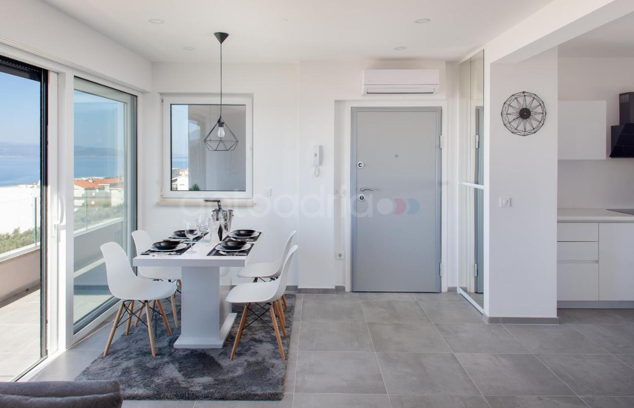 Luxury Apartment Sofia -Free Beach Parking Makarska Esterno foto